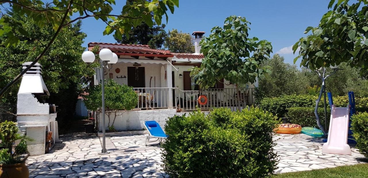 Villa Country House By The Sea !!! Karavómilos Exterior foto
