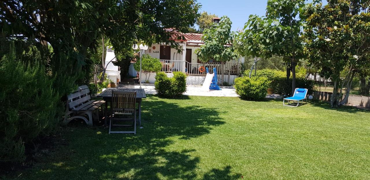 Villa Country House By The Sea !!! Karavómilos Exterior foto